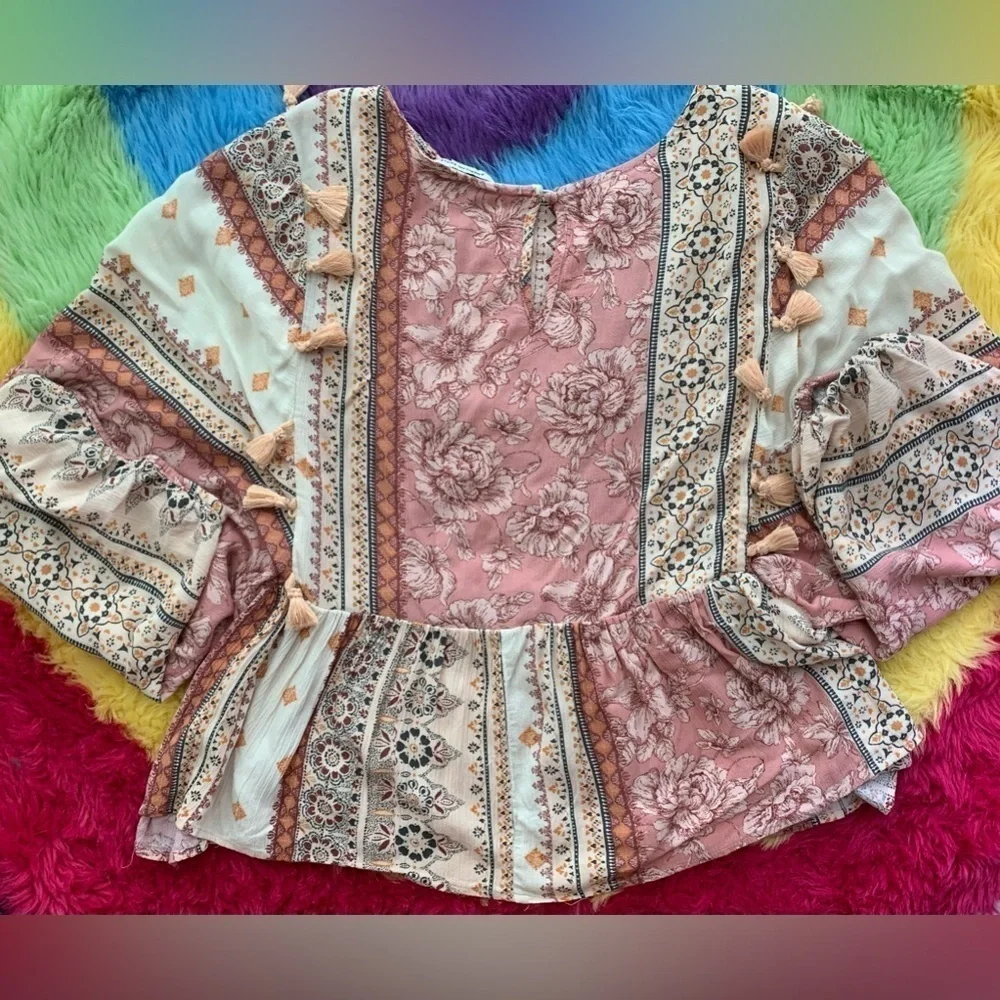 Excellent Condition, American Eagle Peasant Peplum Blouse w/Tassels, Size Small - Picture 4 of 8